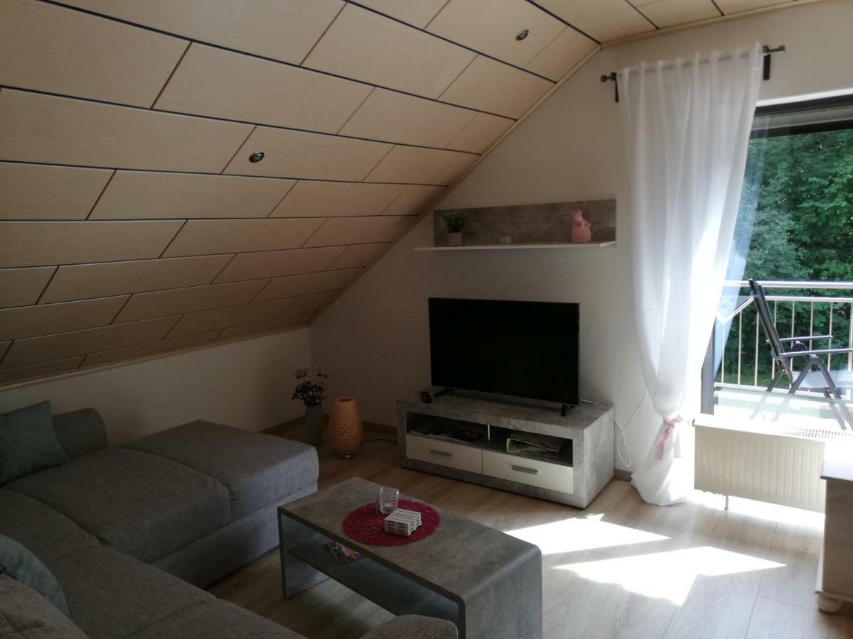 Ferienwohnung An Der Lay Wohnung 2 Bach  Εξωτερικό φωτογραφία